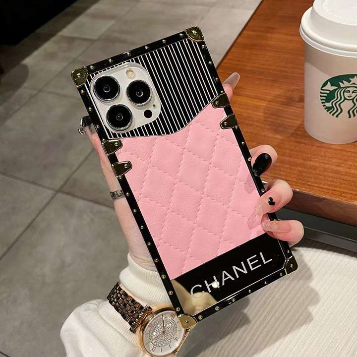 アイフォーン11 携帯ケース Chanel